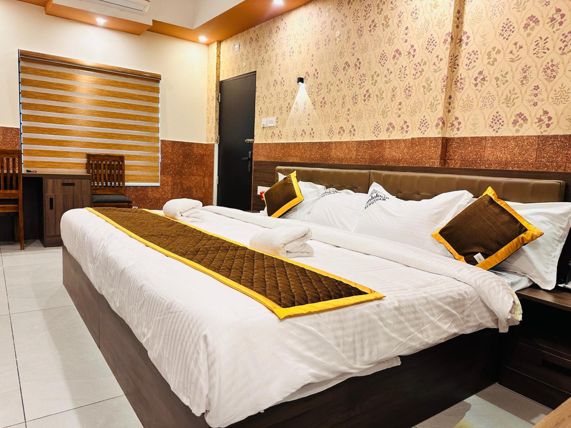 Kovilakam Achutham Guruvayur Luaran gambar